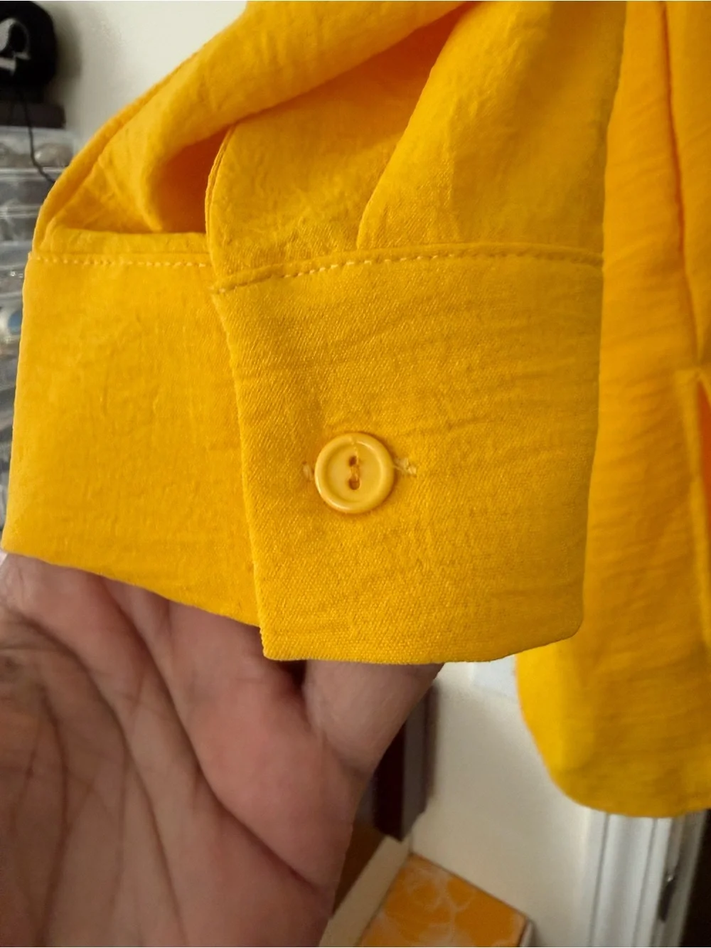 N/A vibrant yellow